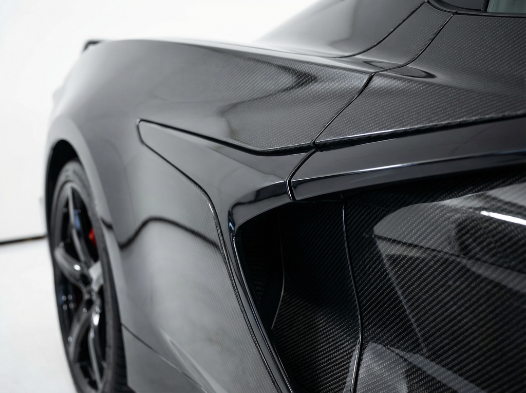 5D Black Carbon Fiber