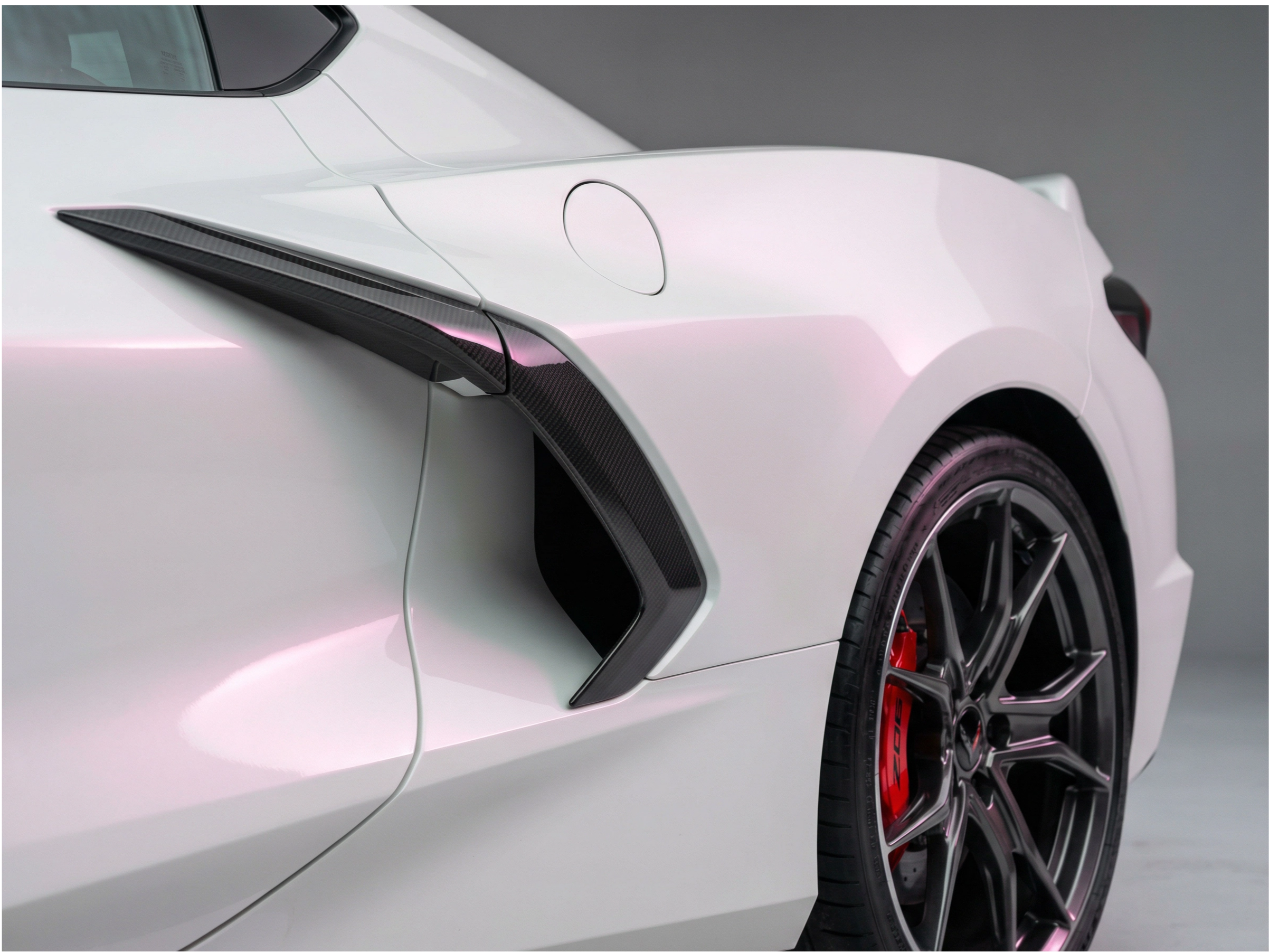 Diamond White to Pink