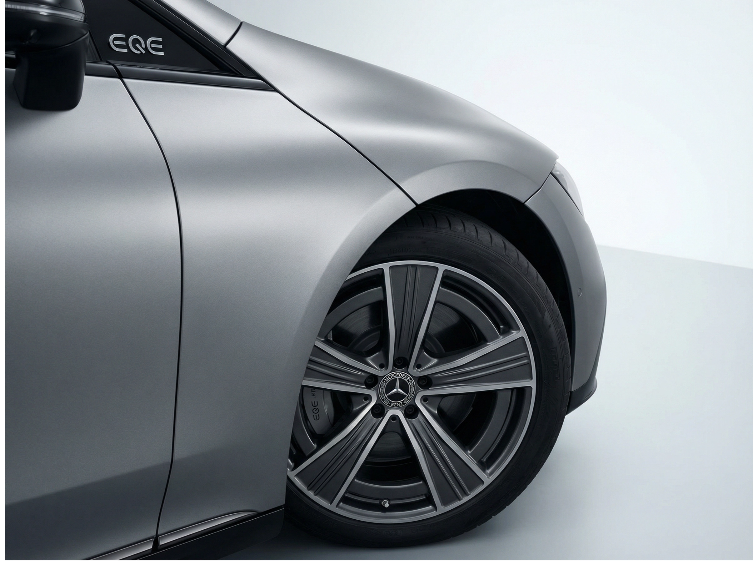 Super Bright Metallic Urban Beauty Silver