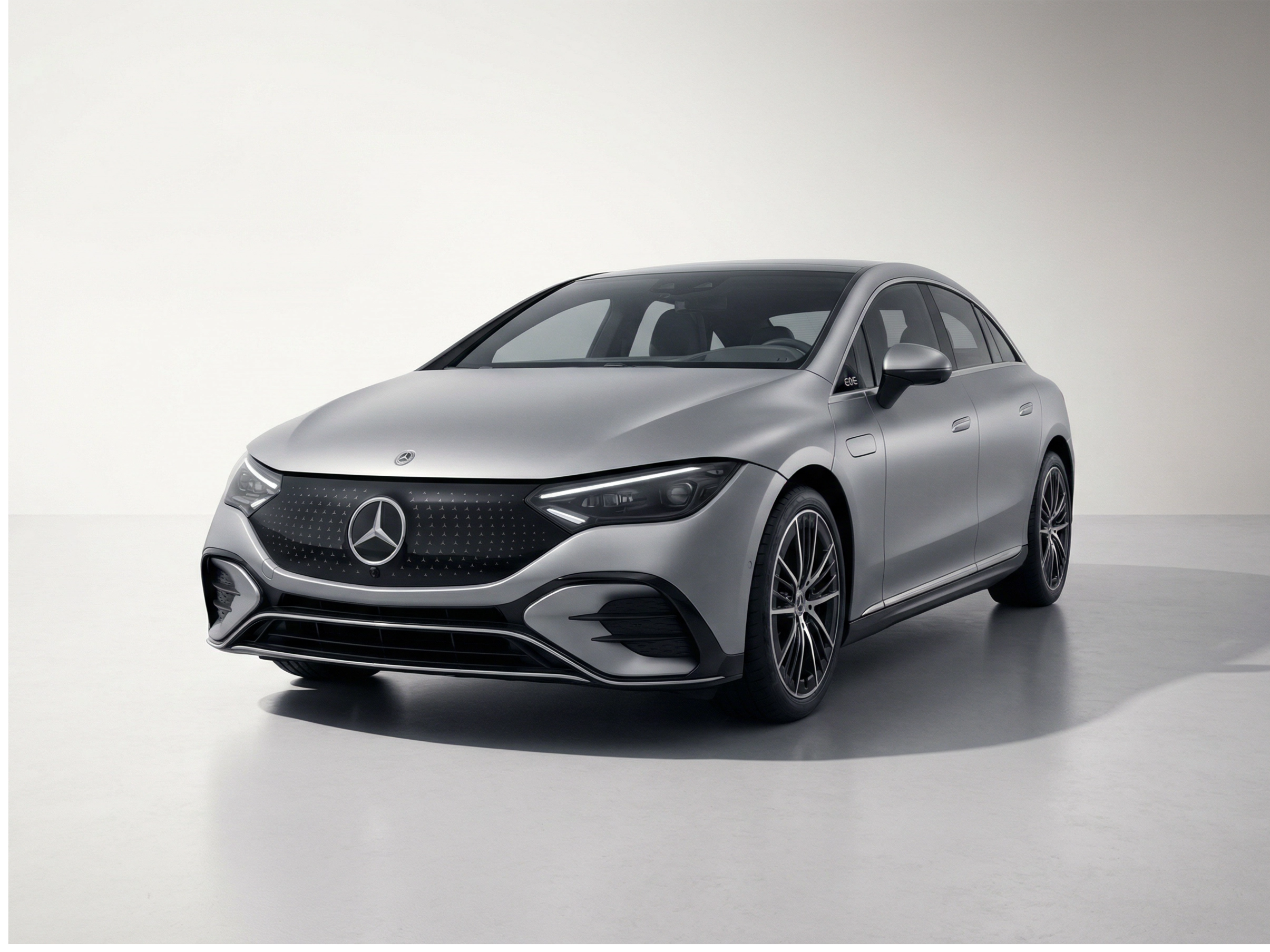 Super Bright Metallic Urban Beauty Silver