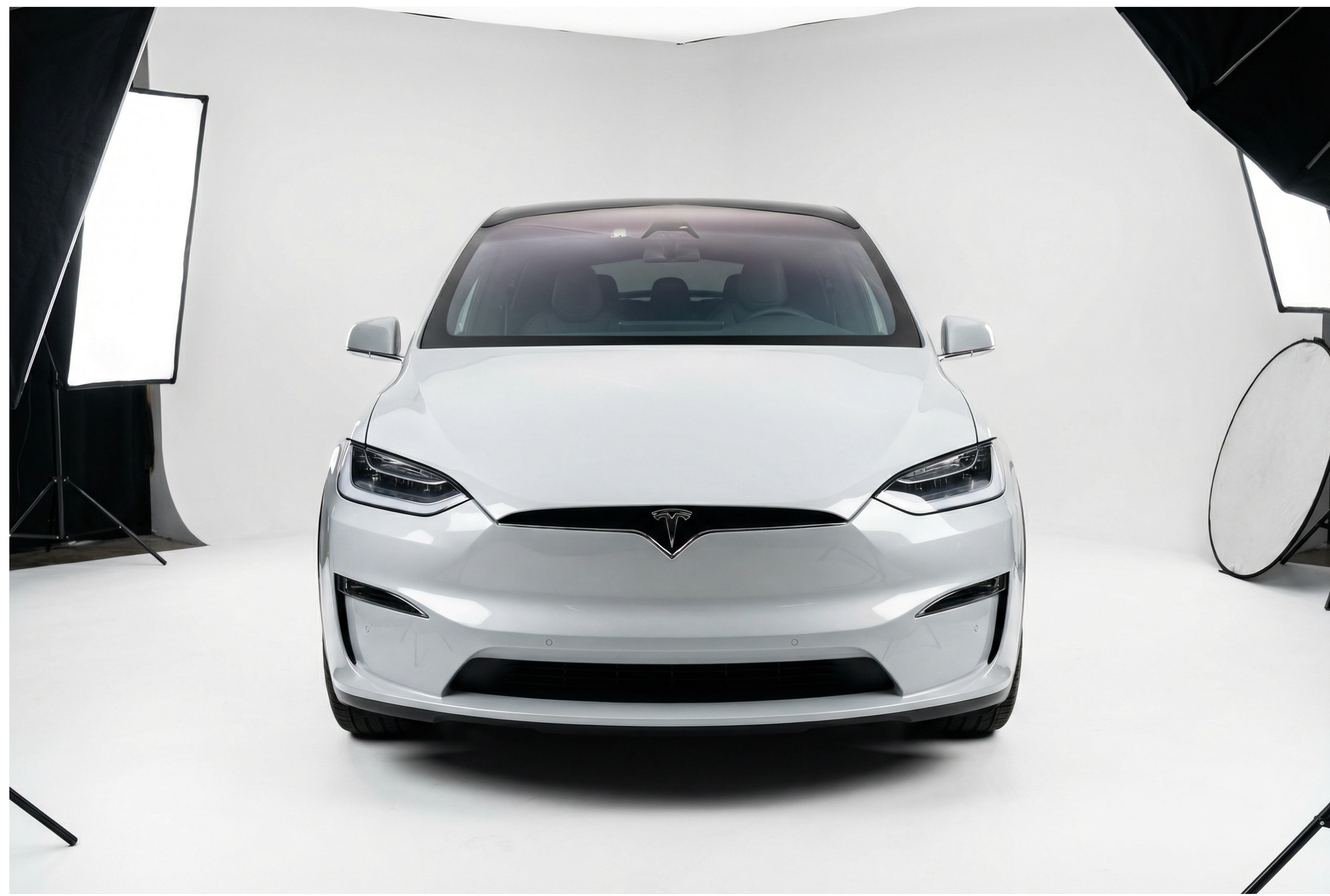 Tesla Rock Gray