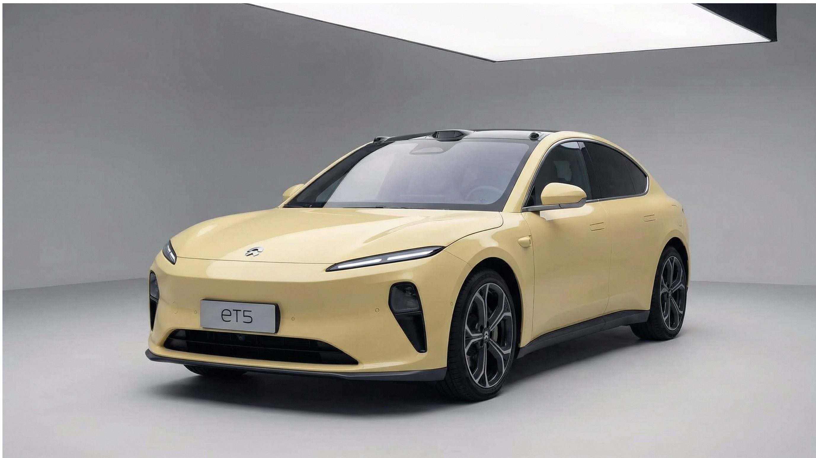 NIO Cloud Yellow