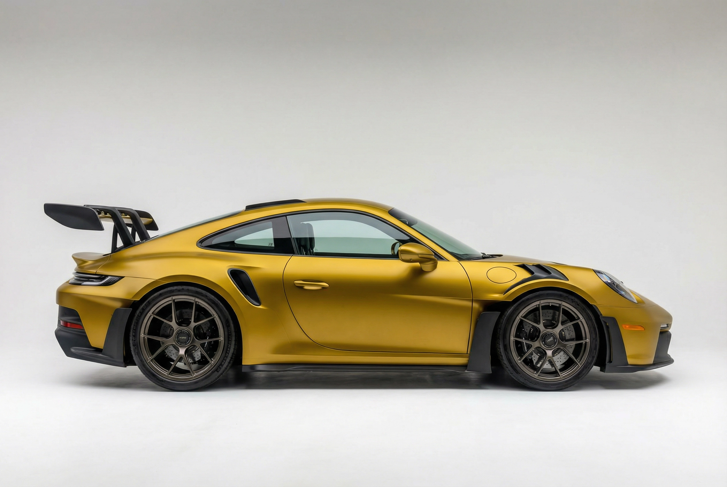 Matt Liquid Metal Gem Gold